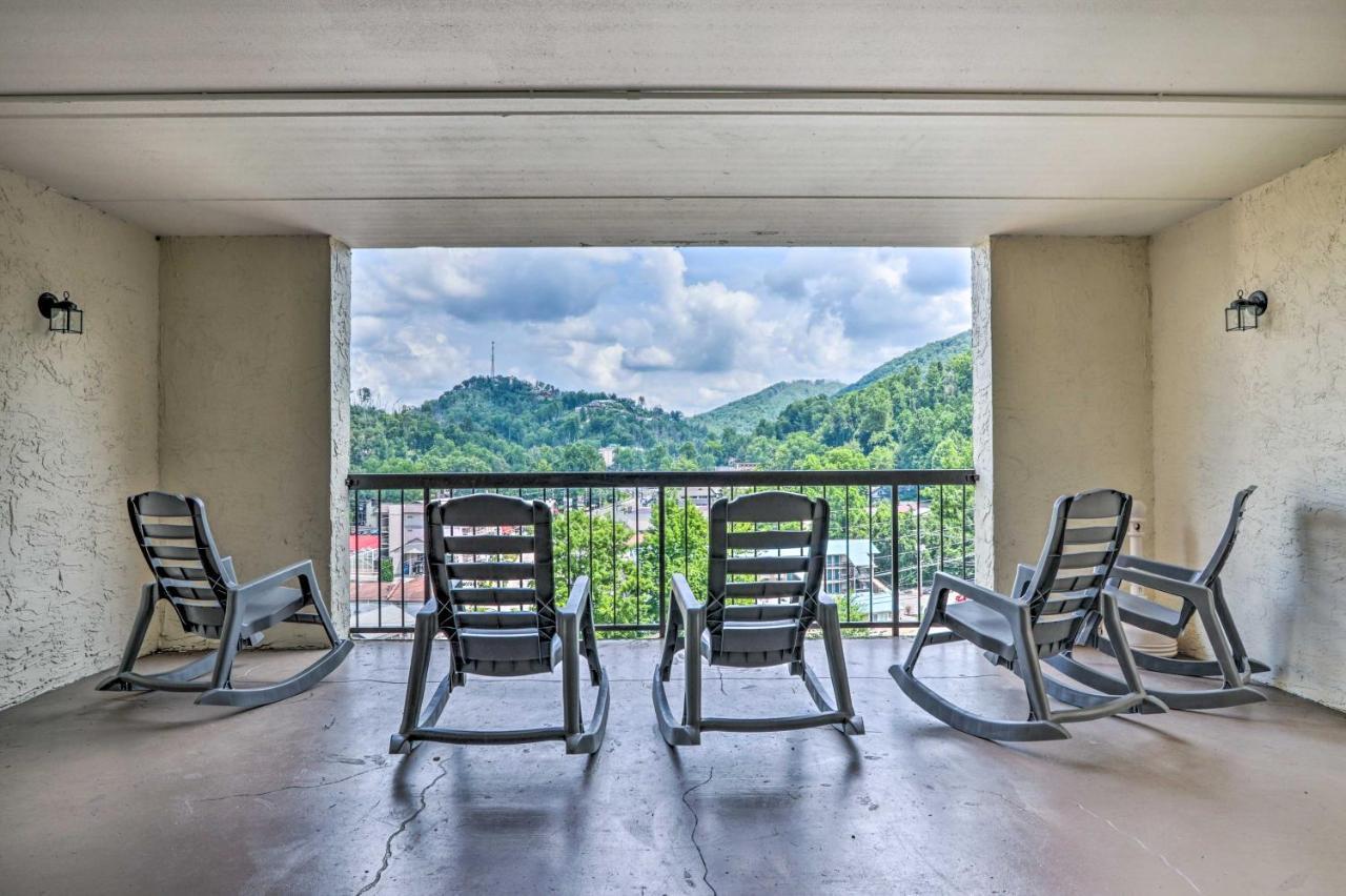 Stylish Gatlinburg Condo With Pool Walk Downtown! מראה חיצוני תמונה