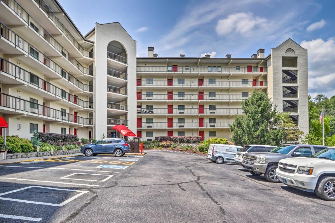 Stylish Gatlinburg Condo With Pool Walk Downtown! מראה חיצוני תמונה
